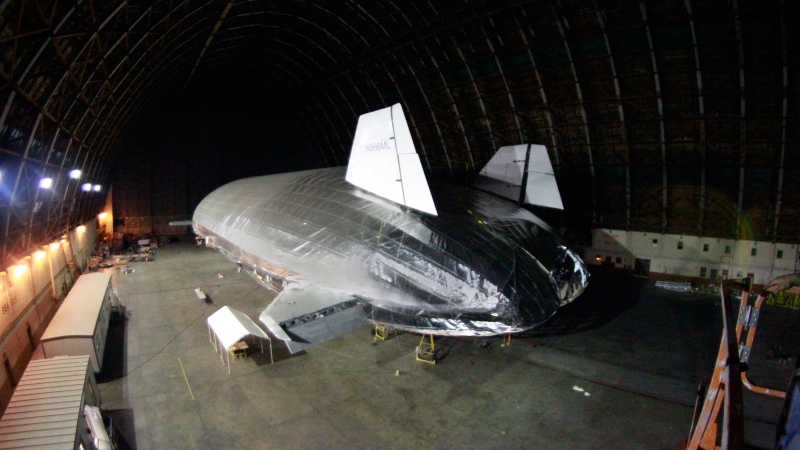 Illustration for article titled Not a Blimp, Not a Plane: The Gigantic Aeroscraft Is Ready, and It's Awesome